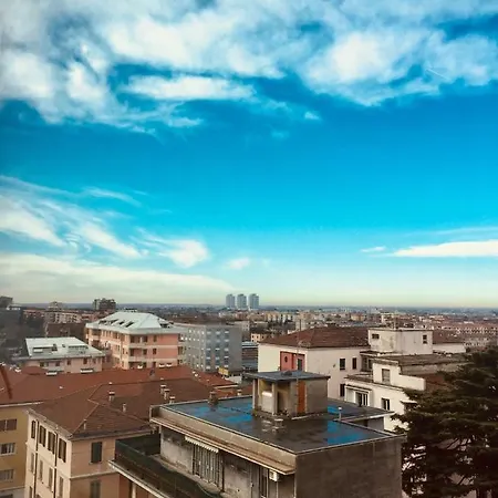 Skyline: Panoramic Attic In City Appartamento Brescia