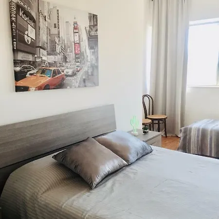 Skyline: Panoramic Attic In City Appartamento Brescia